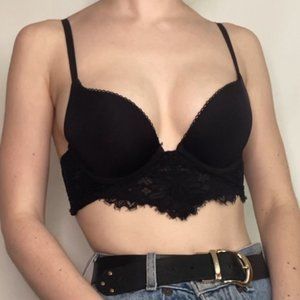 Lacey bra